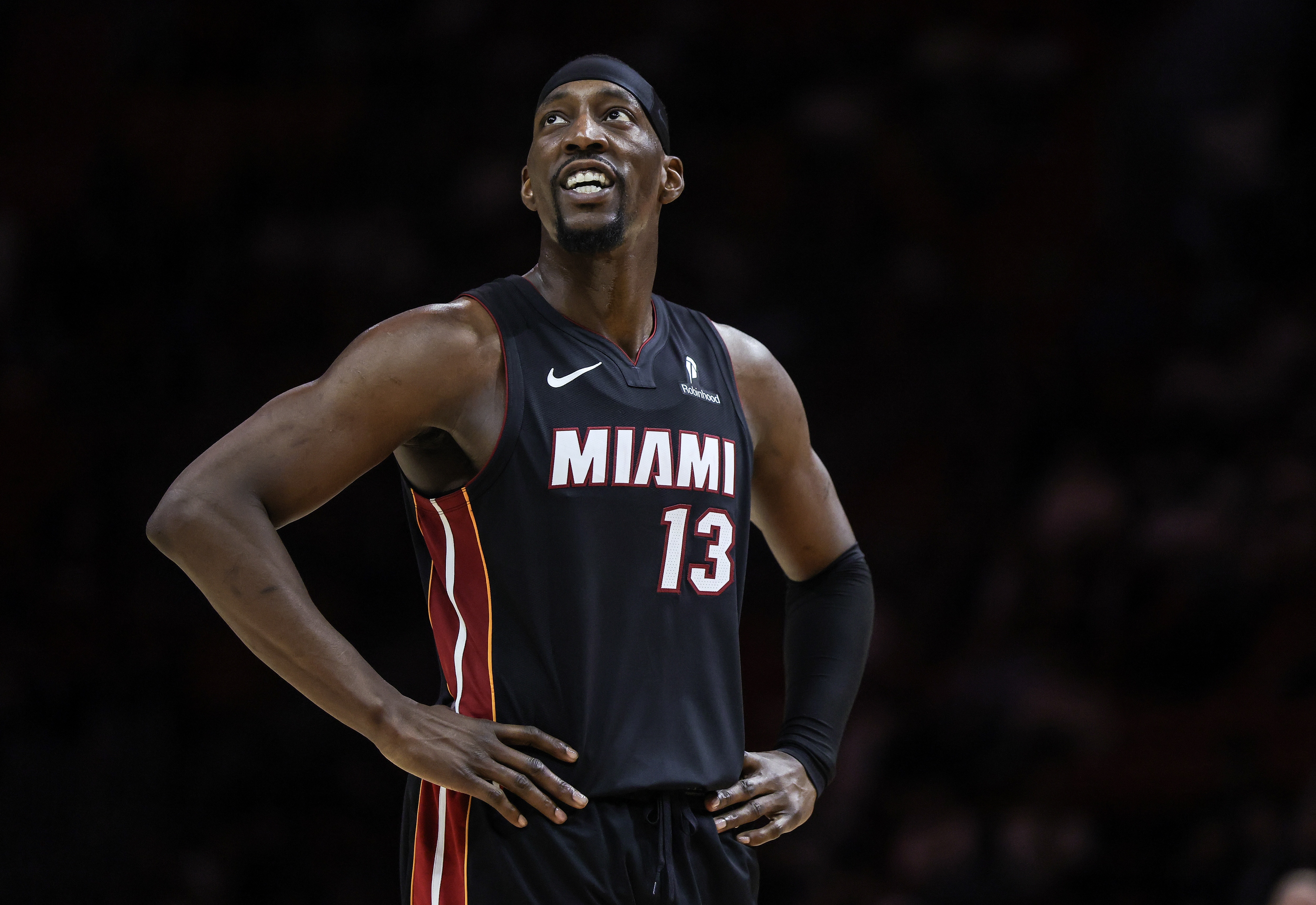 B体育官方网站-阿德巴约谈确定要打附加赛：我们仍有拿到季后赛门票的可能